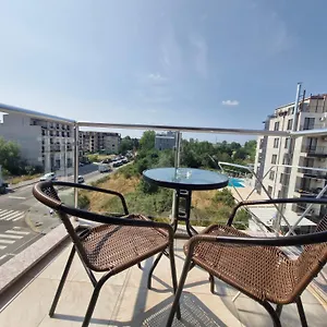  Apartment Sun Travel Sunny